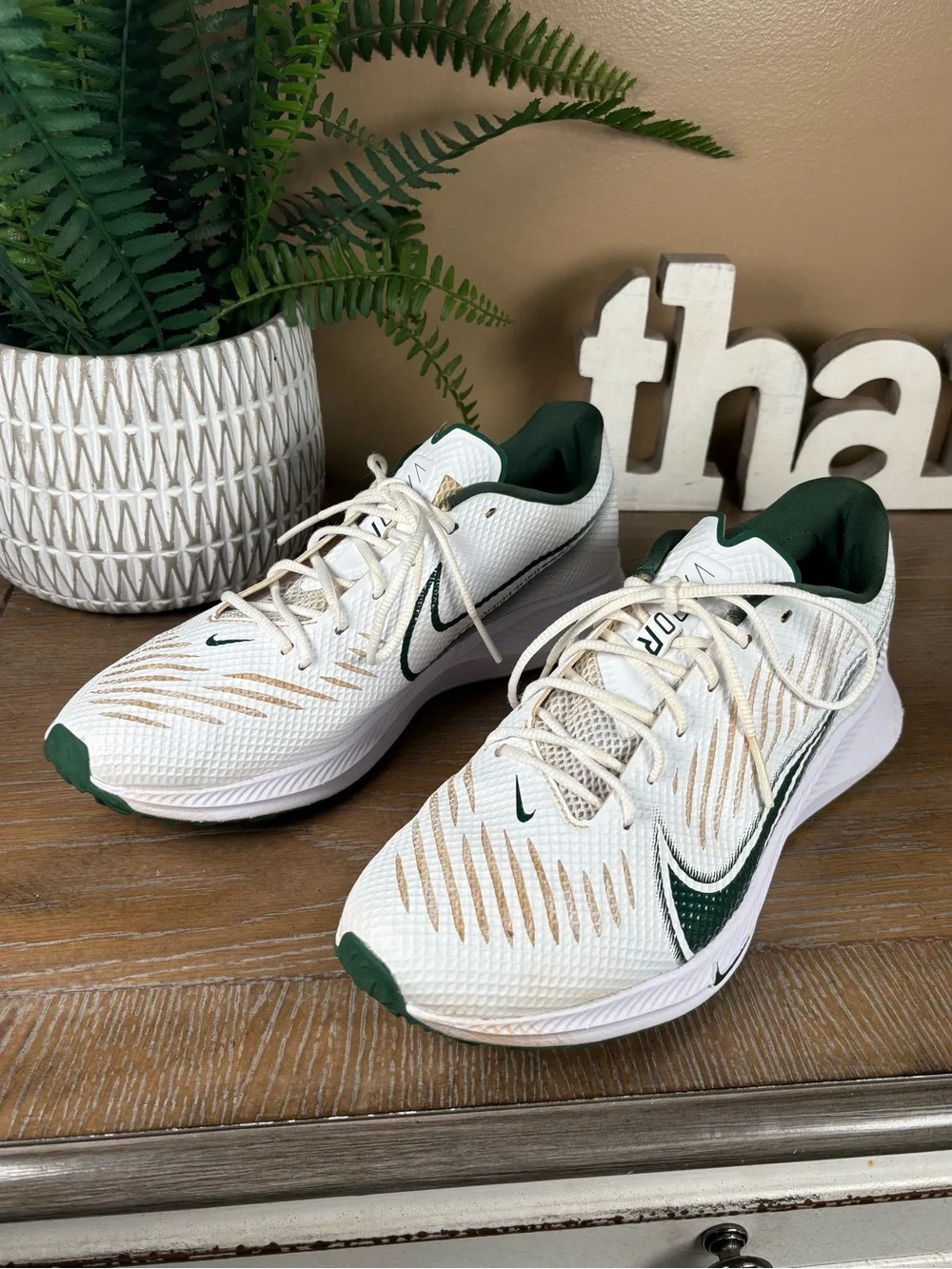Nike Vapor Edge Turf White/Green Football Shoes Men's Size 10 CV6353-103